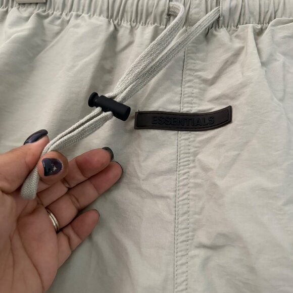 Fear of God Essentials Gray Cotton Nylon Drawstring Cord Shorts Mens Small - Picture 3 of 7